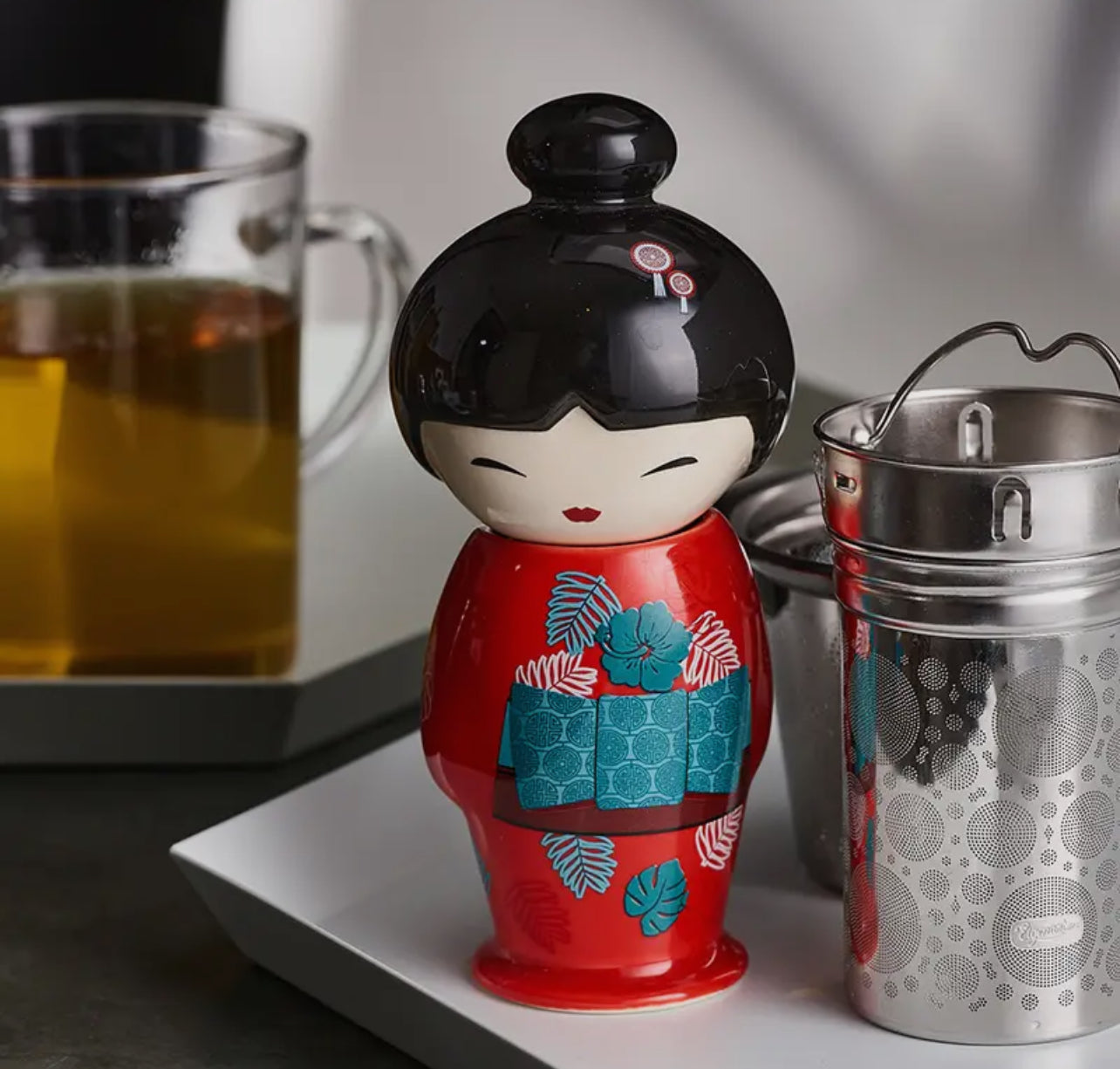 Geisha tea strainer