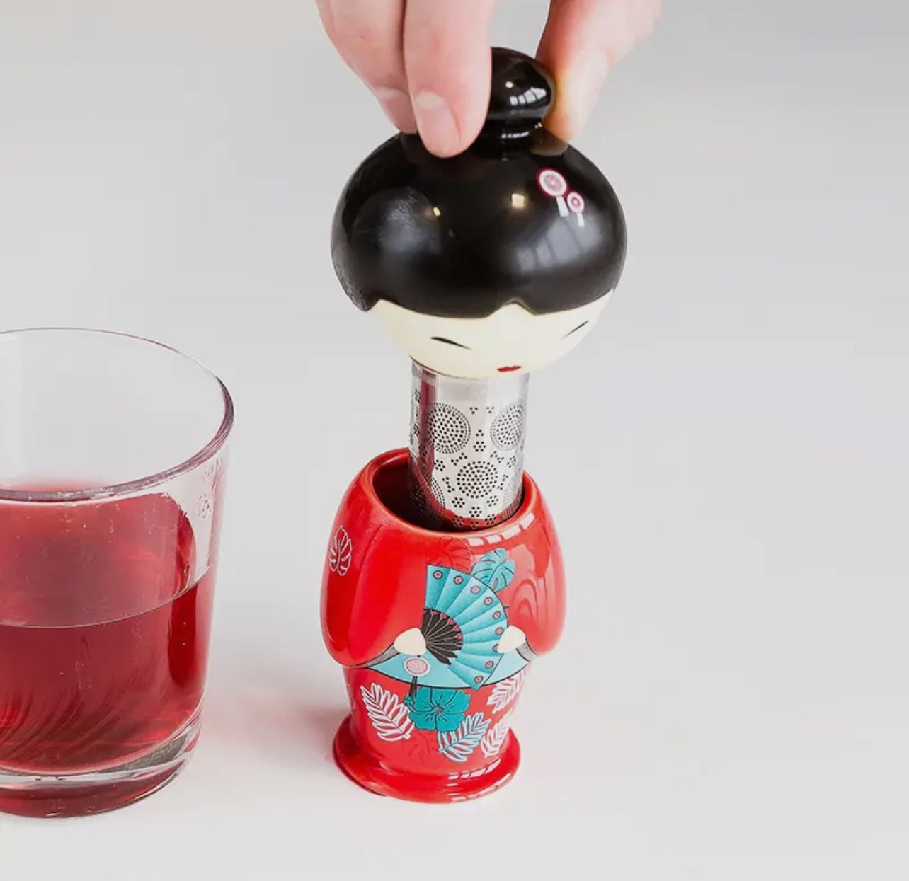 Geisha tea strainer